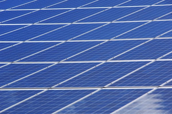 Panneau solaire photovoltaïque : expérience client positive et fiable
